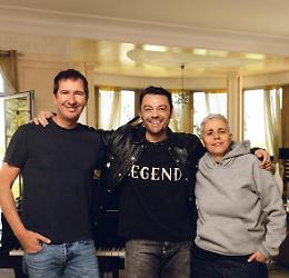 Tiziano Ferro cambia etichetta discografica: passa alla Sugar di Caterina Caselli