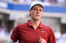 Sinner, quanta fatica, ma alla fine supera in 4 set Shapovalov