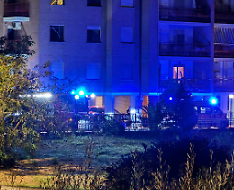 I vicini non la vedevano da giorni, era morta in casa da due settimane