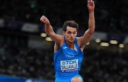 Fantastico Dallavalle, è medaglia d'argento nel salto triplo