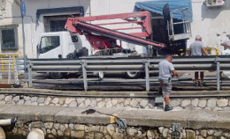 Cede un tratto della banchina, a rischio il nuovo ponte