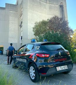 Rapinava le anziane, arrestata