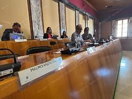 In consiglio comunale a Latina bilancio appeso a un filo, manca Forza Italia 