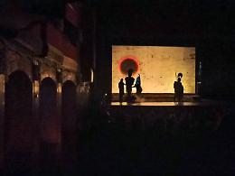 "Iliade- Il gioco degli dèi": Lunghi applausi ieri al D'Annunzio