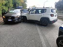 Impatto tra una Jeep e una Volvo nel tratto della consolare tra Itri e Formia: due feriti