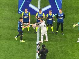 L'Inter batte 2-0 la Lazio e riagguanta in vetta la Roma