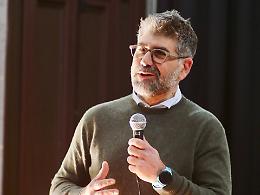 Si accende lo scontro tra Pd e Forza Italia e riguarda il passato