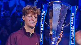 Il "Maestro" è Jannik Sinner: battuto Alcaraz in due set