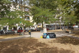 Via Don Morosini, cittadini contro il Comune: “Promesse tradite, il degrado è ancora tutto lì”