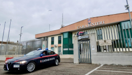 «Rinuncia all’immobile o lo brucio»: arrestato 56enne di Latina