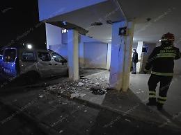 Esplode una bomba in viale Kennedy, evacuata una palazzina