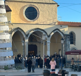 L’ultimo saluto a Alessandro De Meo