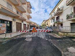 Lavori infiniti per l’acqua, disagi a via Bottasso, altre proteste di residenti e commercianti