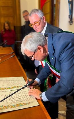 Sabaudia - Capraia e Limite, ecco un patto di amicizia