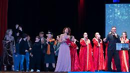 Teatro pieno e grande successo per il concerto di Natale per Unicef “NO WAR”