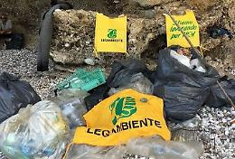 Lazio fanalino di coda nella differenziata: rifiuti all’estero e deficit impiantistico zavorrano la regione