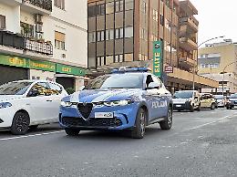 Litiga con una donna per la fila al postamat, sessantenne picchiato dal fidanzato