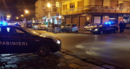 Latina, arrestato 19enne nella zona pub: aveva hashish, ketamina e bilancino