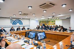 Conferenza Stato-Regioni, il Lazio presenta a Fitto la riprogrammazione dei fondi Ue
