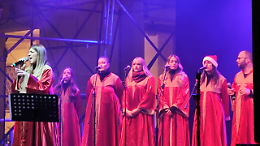 Latina, dai ritmi gospel al suono del dono