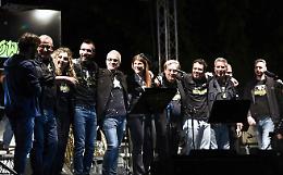 Cisterna, The Showers Big Band accende il Natale in Aula consiliare