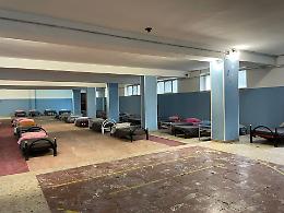 Aggressioni e minacce al dormitorio comunale: arrestato un 29enne tunisino