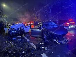   Una famiglia in vacanza  e un giovane del posto: le vittime del mortale