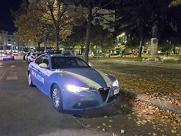 Dopo l'arresto del ladro del furgone un complice gli ruba anche il portafogli