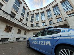 Stretta della Polizia sulle discoteche non autorizzate e i buttafuori abusivi