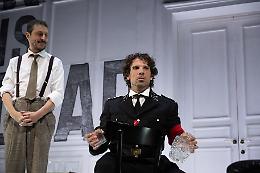 Si torna a teatro: al D'Annunzio "Il medico dei maiali"