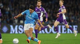 Il Napoli supera la Fiorentina 2-1, ma quanta fatica per i partenopei