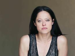 Melania Maccaferri: "Portate i vostri figli a teatro"
