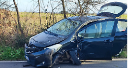 Scontro tra auto, tre feriti gravi tra Ardea e Aprilia