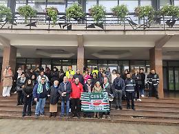 Aprilia Multiservizi, esternalizzazione congelata dopo la protesta dei lavoratori