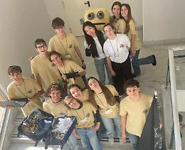 Robotica e ricerca: il Liceo Grassi vola alla finale nazionale della First LEGO League 