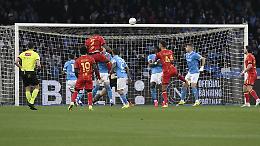 Hojlund e Politano ribaltono il Lecce: al "Maradona" finisce 2-1