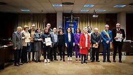 Premio Cisterna, applausi e memoria: premiate le eccellenze della citt&agrave;