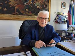 Minore accoltellato a Fondi, il sindaco: "Episodio gravissimo, serve affrontare il disagio giovanile"