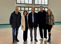 Sicurezza e decoro: completati i lavori nella palestra della scuola di Borgo Carso
 