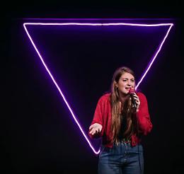 Latina, Sara Flamment al Sottoscala 9 con &ldquo;Le parole sono importanti&rdquo;