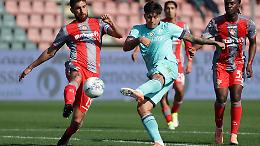 Il Bologna passa a Cremona con le reti di Joao Mario e Rowe