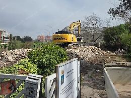Demolita la casa che impediva il completamento di viale Le Corbusier