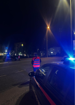 Latina, evade i domiciliari e viene trovato sulle scale: denunciato