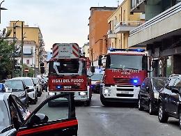 Paura per un incendio in un appartamento a Latina : un intossicato 
