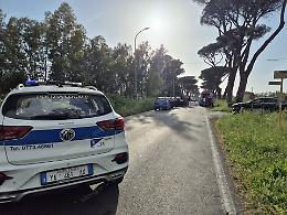 Incidente stradale  all'incrocio sulla Litoranea, coinvolte quattro auto
