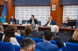 Rifiuti, ecco il nuovo piano regionale. Confermata la discarica ad Aprilia 