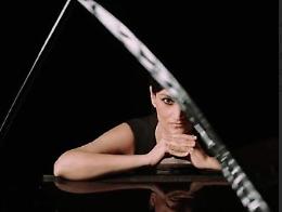 Viaggio emotivo intorno alla vita. Il disco di Annalisa De Feo