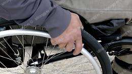 Centri diurni a mezzo servizio. Tutti i disagi per le famiglie con disabili