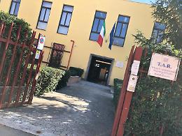 Caso White Beach, il Tar sospende tutto