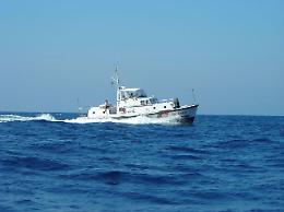Travolto da un gommone, ricerche no stop per trovare il 51enne